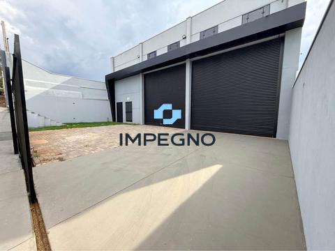 Barracão para alugar em Maringá, Zona 06, com 471 m²