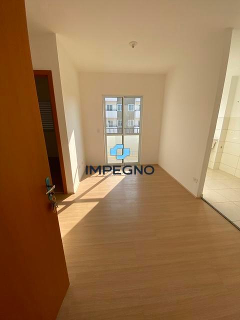 Apartamento para alugar em Maringá, Chácaras Aeroporto, com 2 quartos, com 45 m²