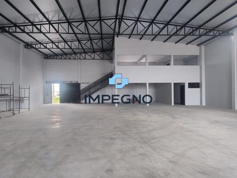 Barracão para alugar em Maringá, Jardim Dias II, com 435 m²